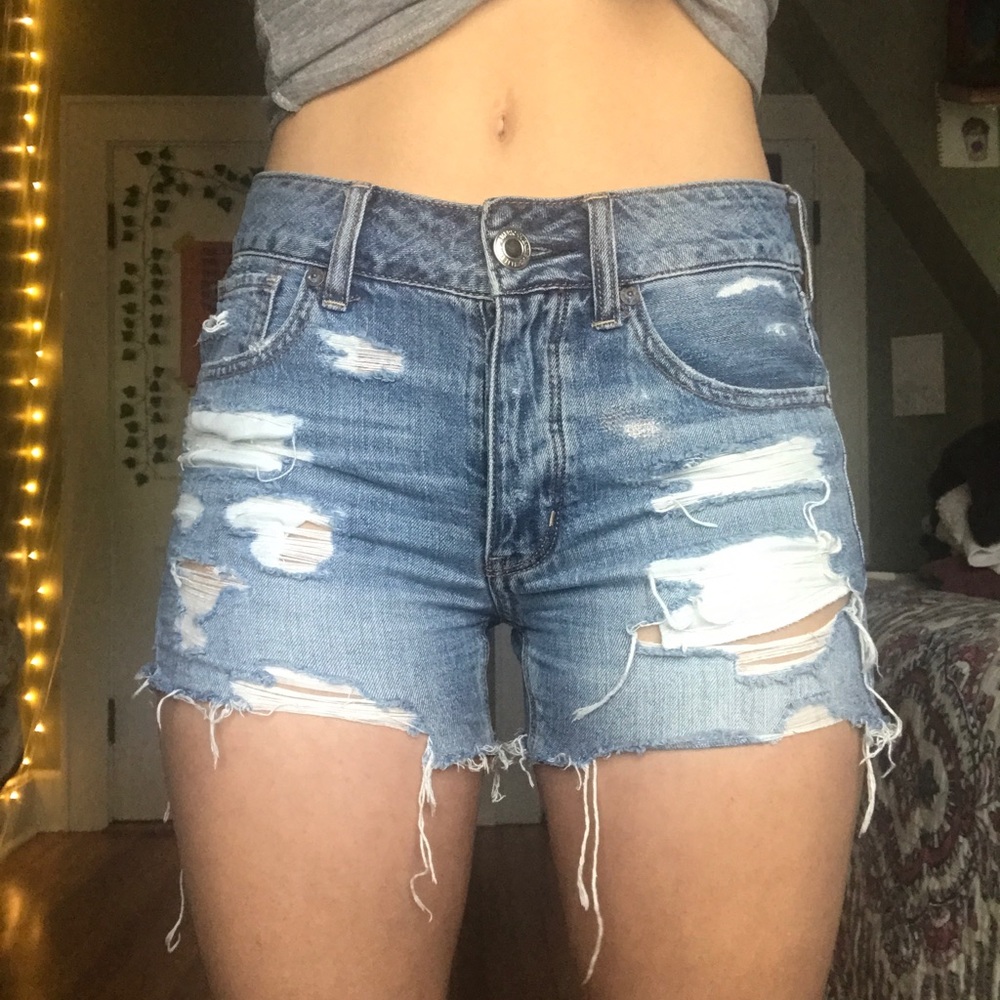 AMERICAN EAGLE SHORTS